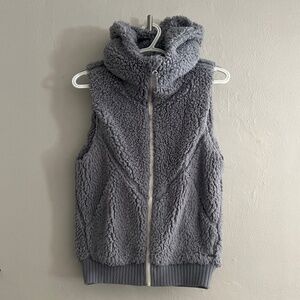 Prana gray chevron sherpa vest with hood size small
